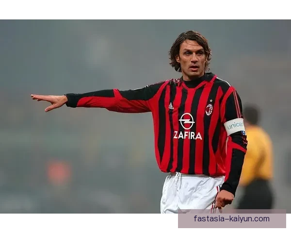 马尔蒂尼比赛风格总结：防守稳健与战术意识的完美结合